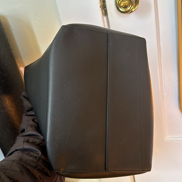 Everlane Studio Bag (Black Leather) - Picture 6 of 6